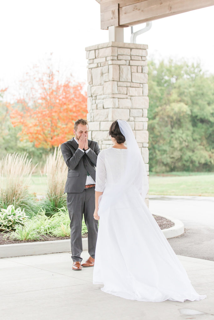First Look Fall Wedding | Karen Elise Photography